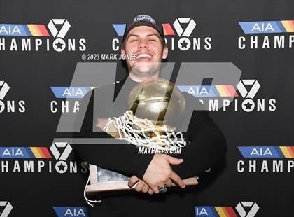 Thumbnail 1 in Monument Valley vs. Valley Christian (AIA 3A Final Awards) photogallery.