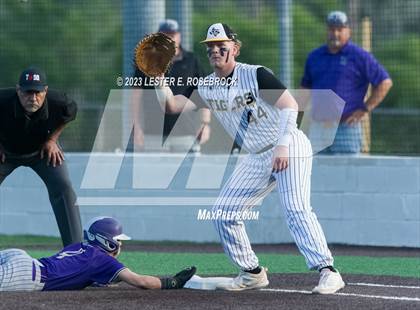 Thumbnail 2 in Sealy @ Navarro (UIL 4A Area Playoffs) photogallery.