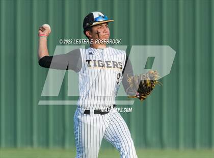 Thumbnail 3 in Sealy @ Navarro (UIL 4A Area Playoffs) photogallery.