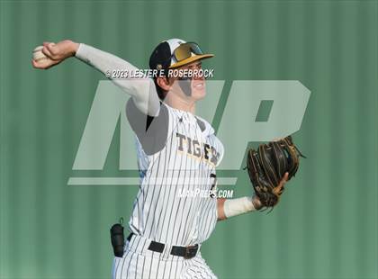 Thumbnail 3 in Sealy @ Navarro (UIL 4A Area Playoffs) photogallery.