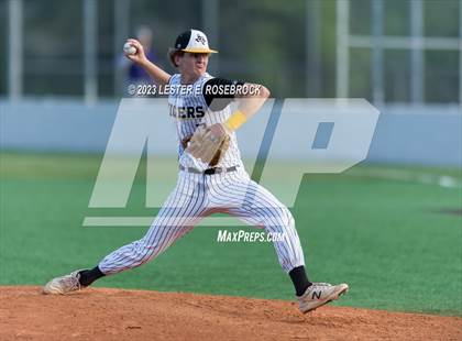 Thumbnail 1 in Sealy @ Navarro (UIL 4A Area Playoffs) photogallery.