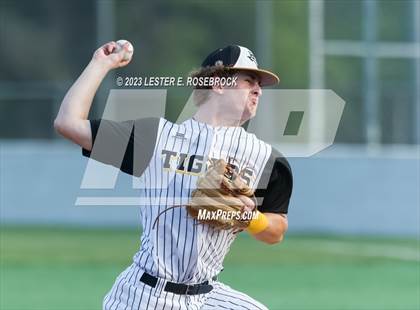 Thumbnail 2 in Sealy @ Navarro (UIL 4A Area Playoffs) photogallery.