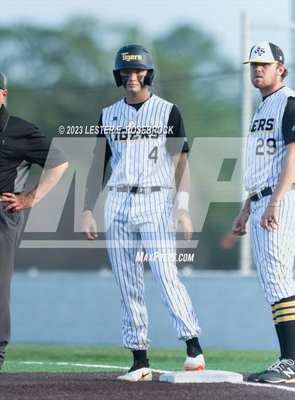 Thumbnail 3 in Sealy @ Navarro (UIL 4A Area Playoffs) photogallery.