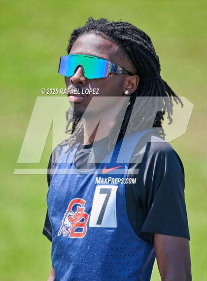 Thumbnail 3 in UIL 6A Track & Field Area 21&22 (800M) photogallery.