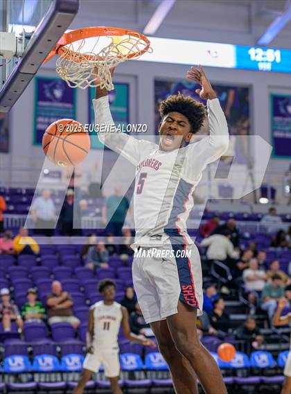 Thumbnail 1 in Grayson vs. Columbus (City of Palms Classic) photogallery.