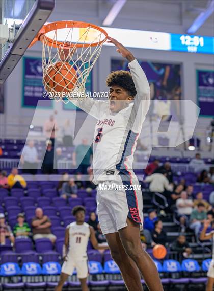 Thumbnail 3 in Grayson vs. Columbus (City of Palms Classic) photogallery.