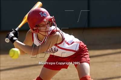 Thumbnail 1 in La Salle vs. Whittier Christian (D6 Sec. Final) photogallery.