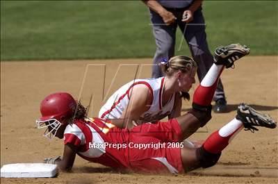 Thumbnail 2 in La Salle vs. Whittier Christian (D6 Sec. Final) photogallery.