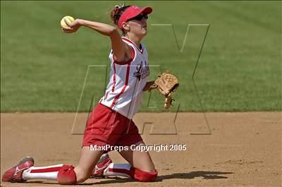 Thumbnail 2 in La Salle vs. Whittier Christian (D6 Sec. Final) photogallery.