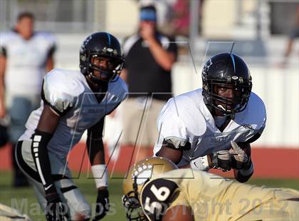 Thumbnail 3 in Seguin @ South Oak Cliff (Lone Star Football Classic) photogallery.