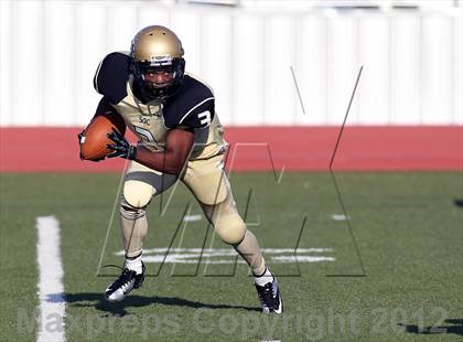 Thumbnail 2 in Seguin @ South Oak Cliff (Lone Star Football Classic) photogallery.
