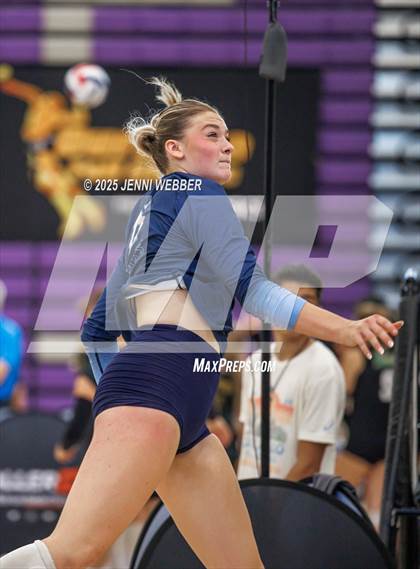 Thumbnail 2 in Skyview vs. Cathedral Catholic (Durango Fall Classic) photogallery.
