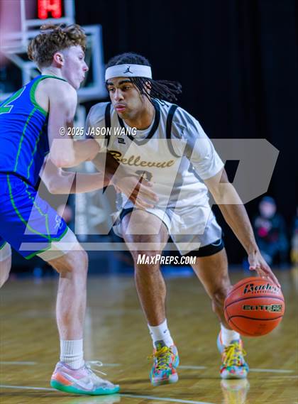 Thumbnail 3 in Liberty vs. Bellevue (WIAA 3A Round of 12) photogallery.