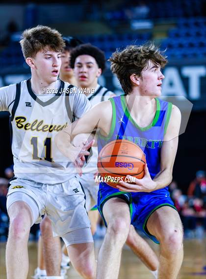 Thumbnail 3 in Liberty vs. Bellevue (WIAA 3A Round of 12) photogallery.