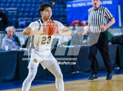 Thumbnail 1 in Liberty vs. Bellevue (WIAA 3A Round of 12) photogallery.
