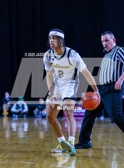 Thumbnail 2 in Liberty vs. Bellevue (WIAA 3A Round of 12) photogallery.