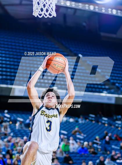 Thumbnail 3 in Liberty vs. Bellevue (WIAA 3A Round of 12) photogallery.