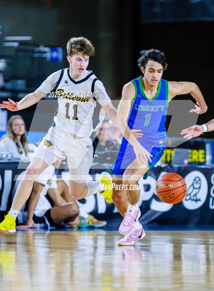 Thumbnail 3 in Liberty vs. Bellevue (WIAA 3A Round of 12) photogallery.