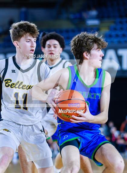 Thumbnail 1 in Liberty vs. Bellevue (WIAA 3A Round of 12) photogallery.