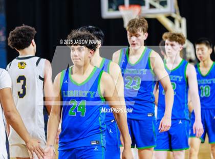 Thumbnail 3 in Liberty vs. Bellevue (WIAA 3A Round of 12) photogallery.