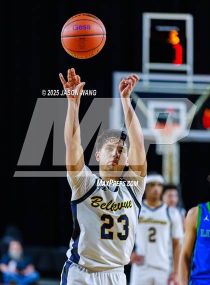 Thumbnail 1 in Liberty vs. Bellevue (WIAA 3A Round of 12) photogallery.