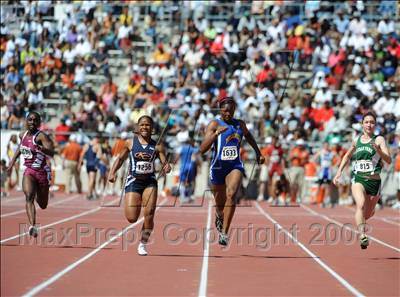 Thumbnail 2 in 81st Clyde Littlefield Texas Relays photogallery.