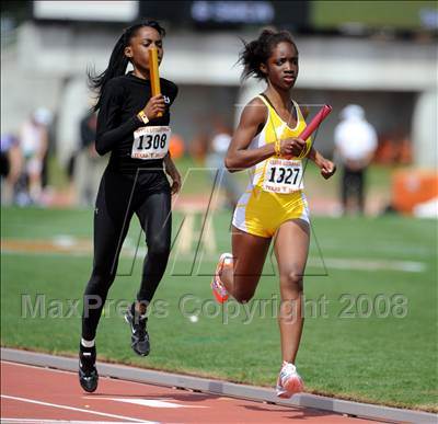 Thumbnail 1 in 81st Clyde Littlefield Texas Relays photogallery.