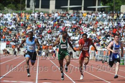 Thumbnail 3 in 81st Clyde Littlefield Texas Relays photogallery.