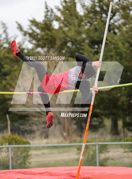 Thumbnail 2 in Plainville Invitational Track Meet photogallery.