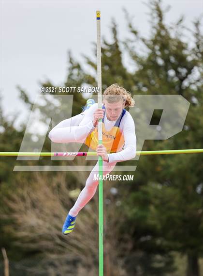 Thumbnail 3 in Plainville Invitational Track Meet photogallery.