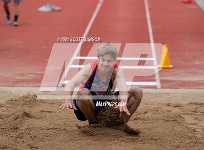 Thumbnail 3 in Plainville Invitational Track Meet photogallery.