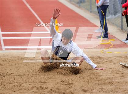 Thumbnail 1 in Plainville Invitational Track Meet photogallery.