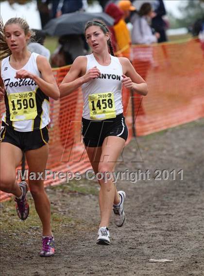 Thumbnail 3 in CIF State Cross Country Championships (D2 Girls) photogallery.