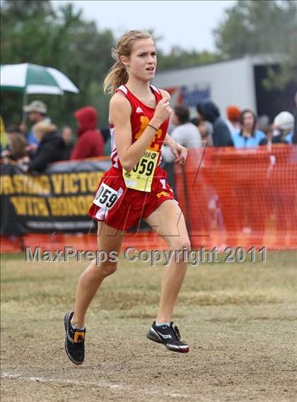 Thumbnail 2 in CIF State Cross Country Championships (D2 Girls) photogallery.