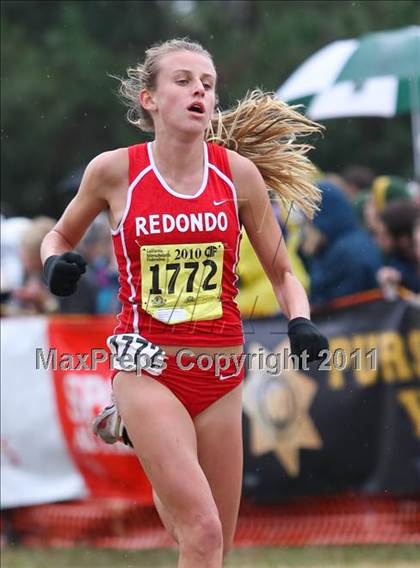 Thumbnail 1 in CIF State Cross Country Championships (D2 Girls) photogallery.