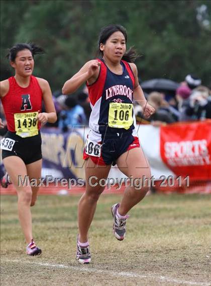 Thumbnail 2 in CIF State Cross Country Championships (D2 Girls) photogallery.