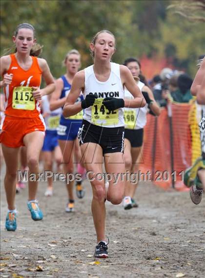 Thumbnail 2 in CIF State Cross Country Championships (D2 Girls) photogallery.