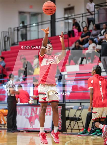 Thumbnail 1 in Pflugerville Connally @ Manor photogallery.