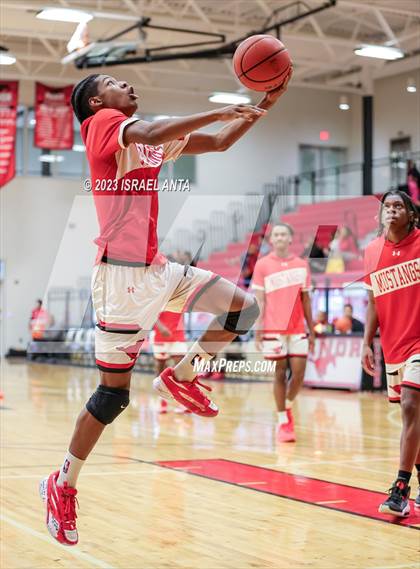 Thumbnail 2 in Pflugerville Connally @ Manor photogallery.