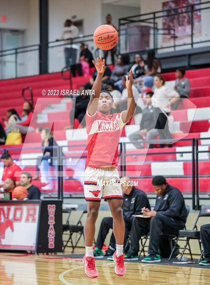 Thumbnail 1 in Pflugerville Connally @ Manor photogallery.