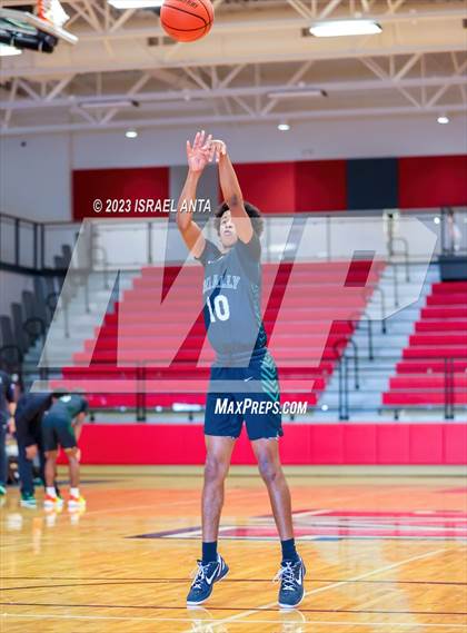 Thumbnail 2 in Pflugerville Connally @ Manor photogallery.
