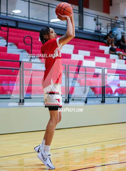 Thumbnail 1 in Pflugerville Connally @ Manor photogallery.