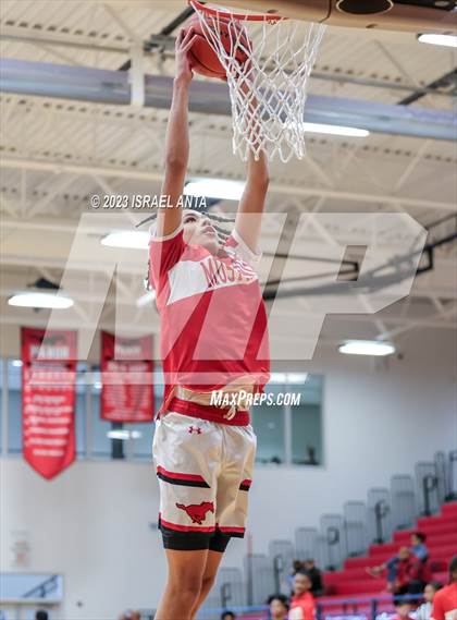 Thumbnail 1 in Pflugerville Connally @ Manor photogallery.