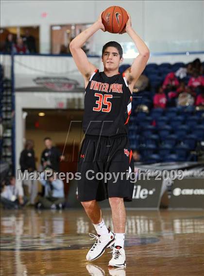 Thumbnail 1 in Winter Park vs Butler (T-Mobile Invitational) photogallery.