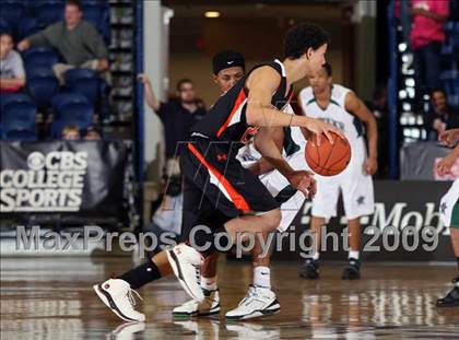 Thumbnail 3 in Winter Park vs Butler (T-Mobile Invitational) photogallery.