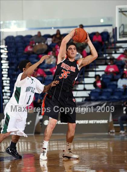 Thumbnail 3 in Winter Park vs Butler (T-Mobile Invitational) photogallery.