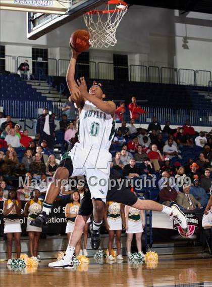 Thumbnail 2 in Winter Park vs Butler (T-Mobile Invitational) photogallery.