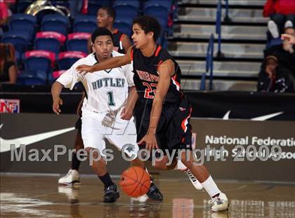 Thumbnail 2 in Winter Park vs Butler (T-Mobile Invitational) photogallery.
