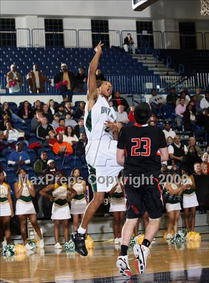 Thumbnail 3 in Winter Park vs Butler (T-Mobile Invitational) photogallery.