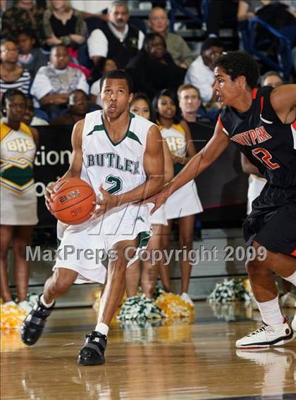 Thumbnail 1 in Winter Park vs Butler (T-Mobile Invitational) photogallery.